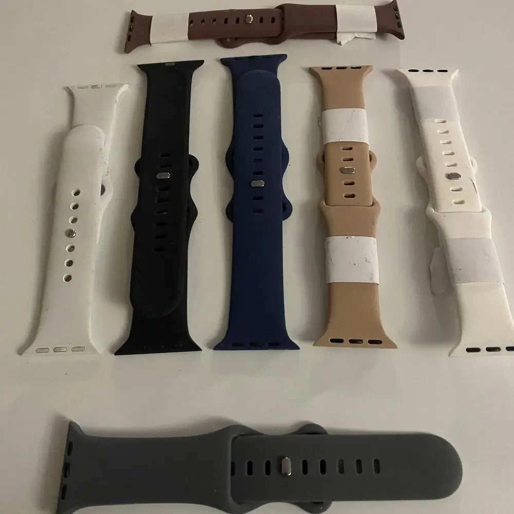 Lot of 7 Assorted Silicone Apple Watch Bands Used #41